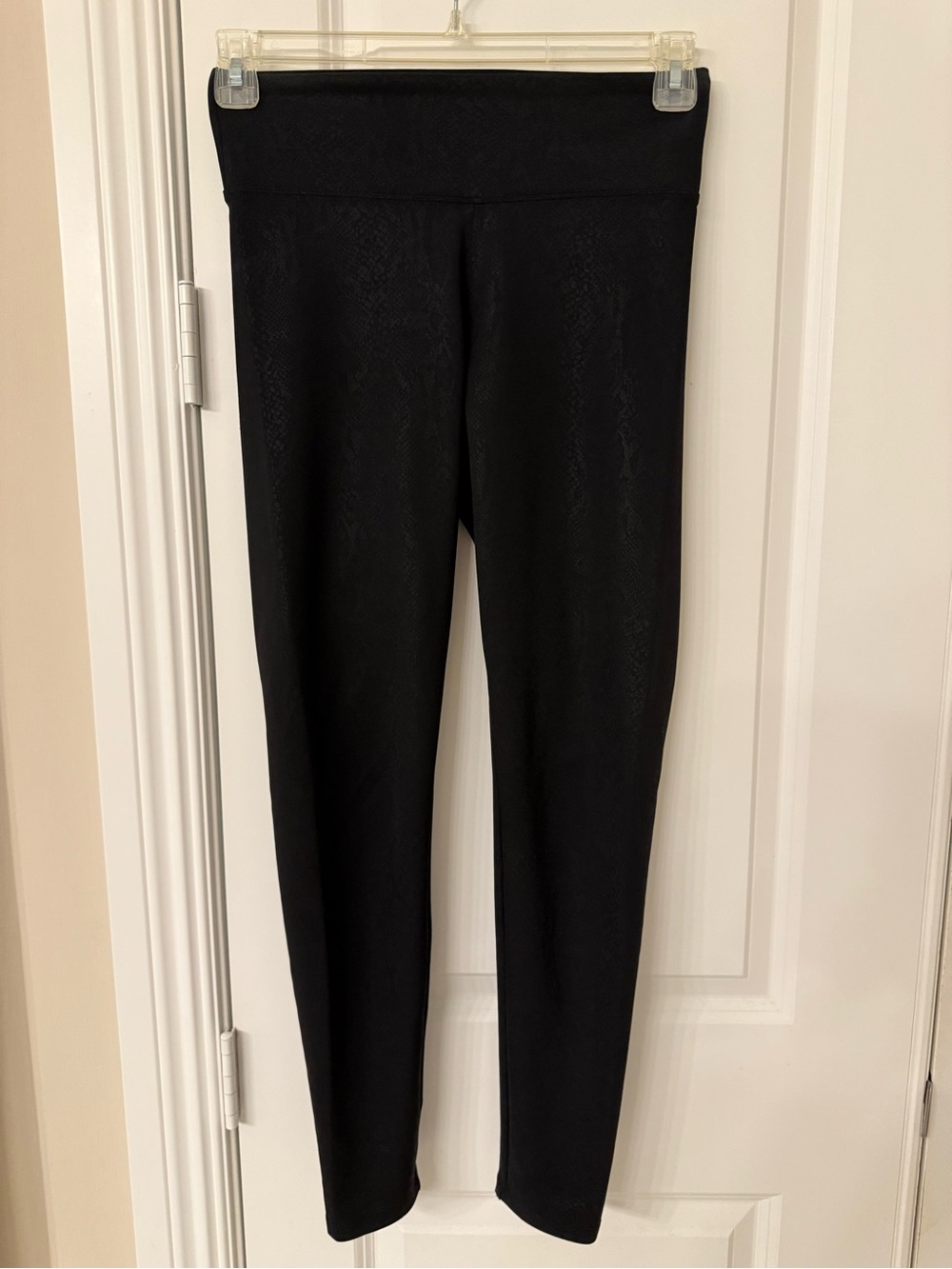 Express Black Snake Pattern High-Rise Women's Leggings
